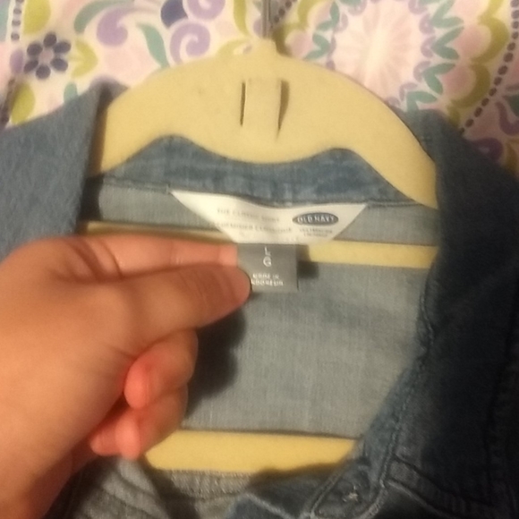 Old Navy Button Down Jeans top - Picture 2 of 2